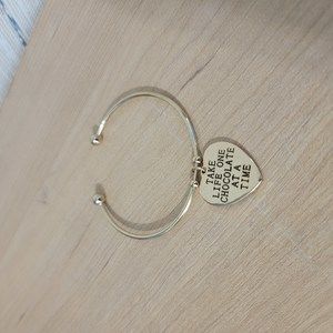 Gertrude Hawk | Bracelet | Charm | Chocolate | Gold